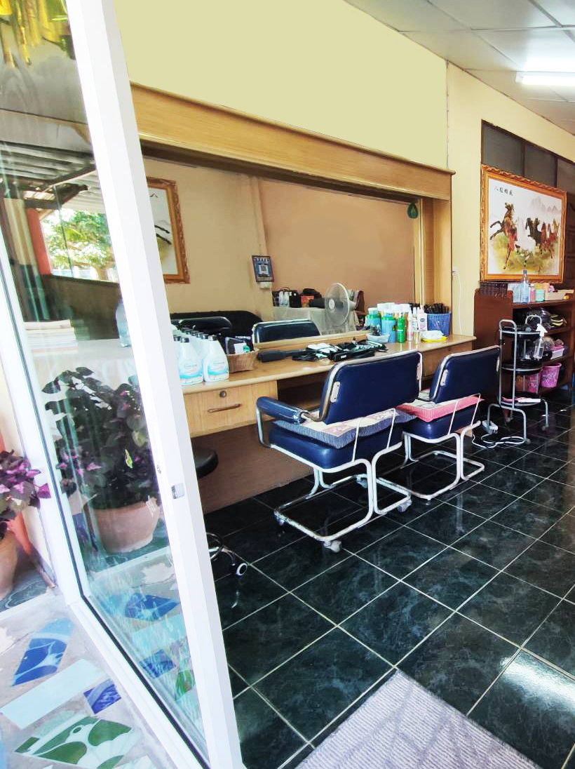 Butsaya Salon