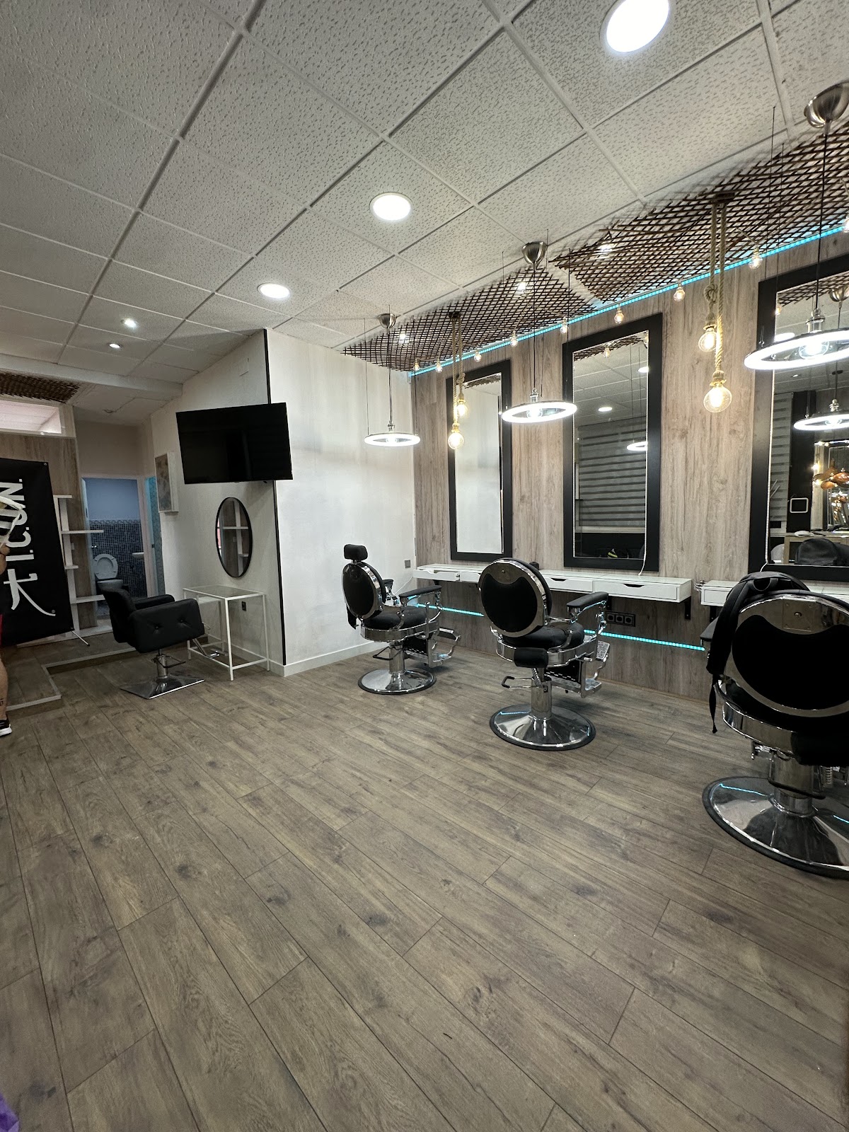 LA FIRMA VIP BARBER STUDIO