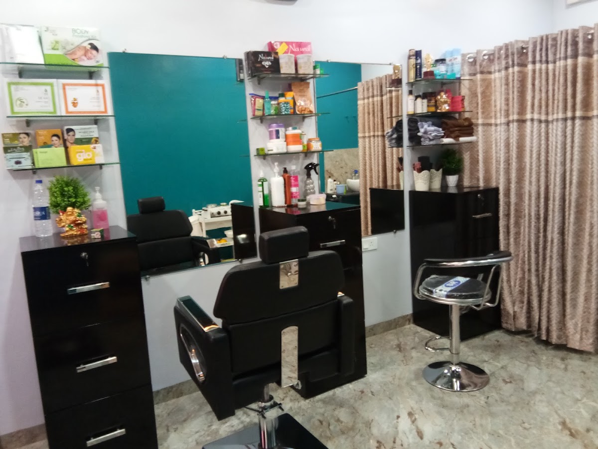 Kaya makeover & beauty salon