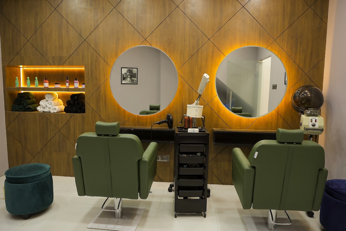 CUTS & COMB RAMANATHAPURAM