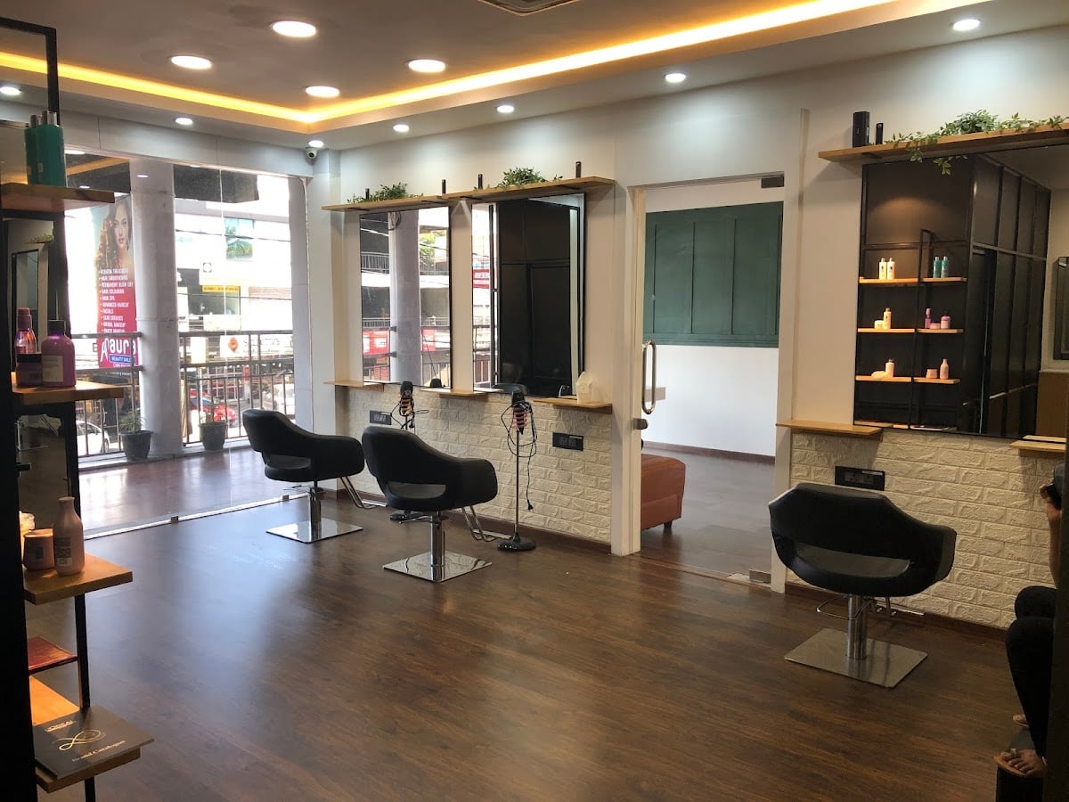 Aura Hair and Makeup Studio