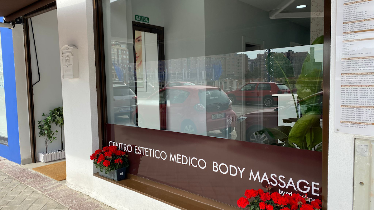 Body massage by Cristina López