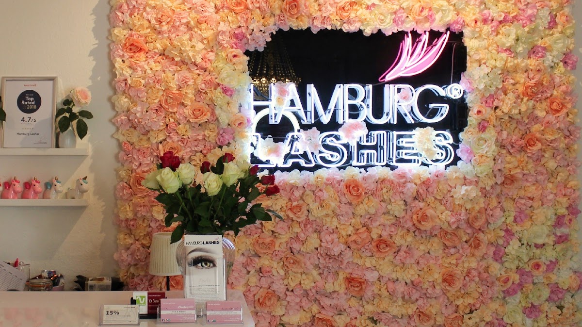 HAMBURG LASHES - Uhlenhorst