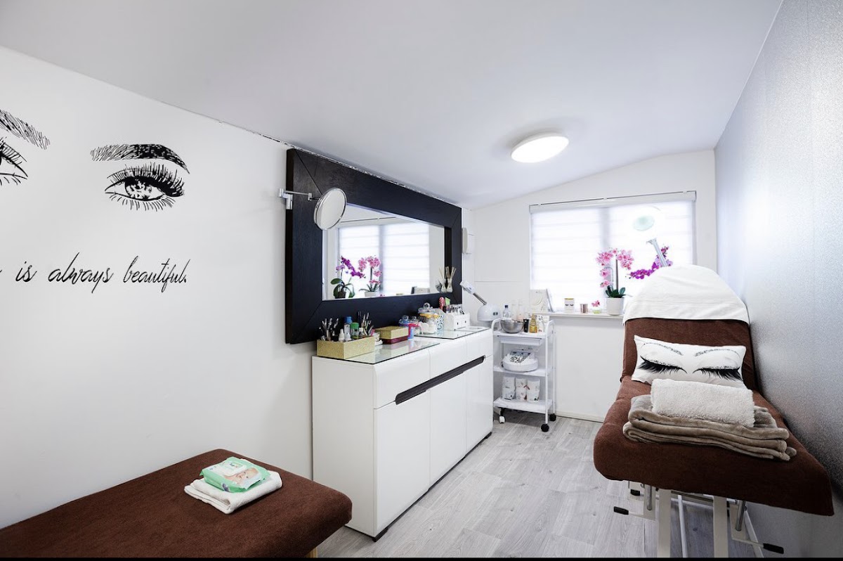 Orchid Beauty Room