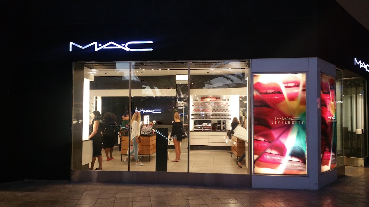 MAC Cosmetics