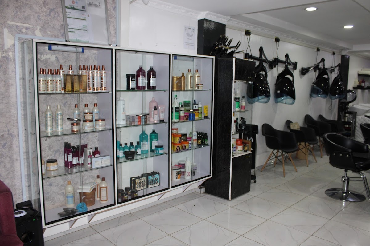 Laika Beauty Lounge