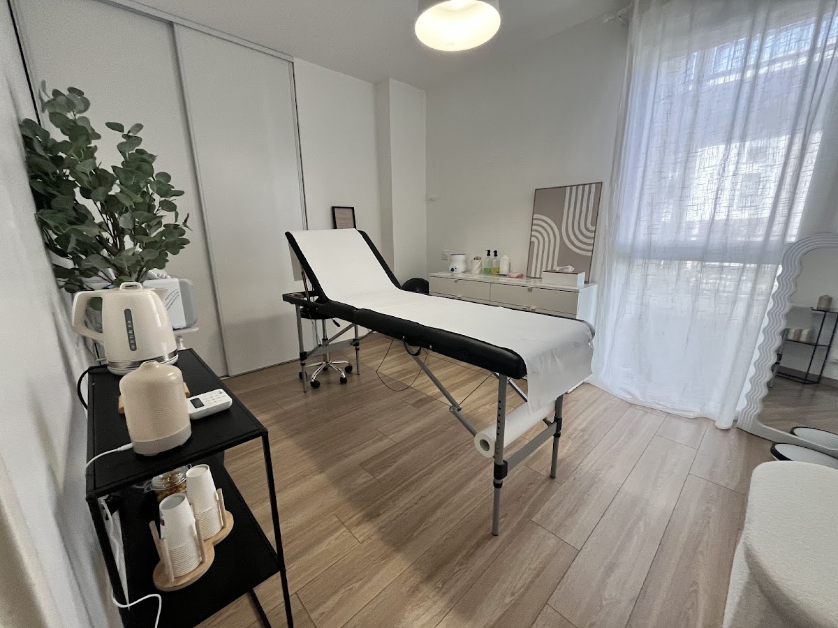 KAYA Nails & Beauty