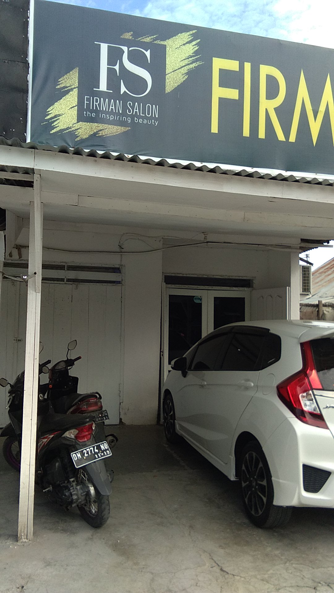 Firman Salon