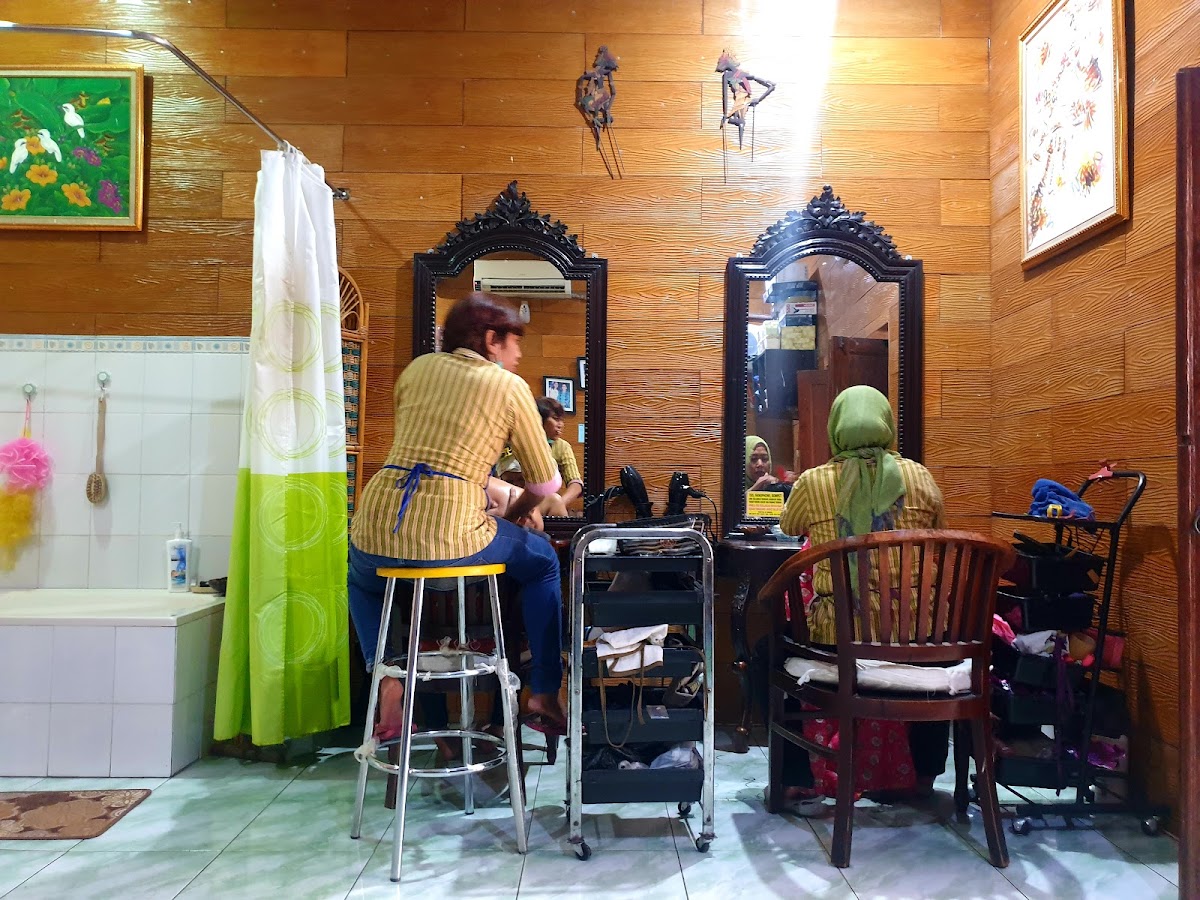 Salon Qu