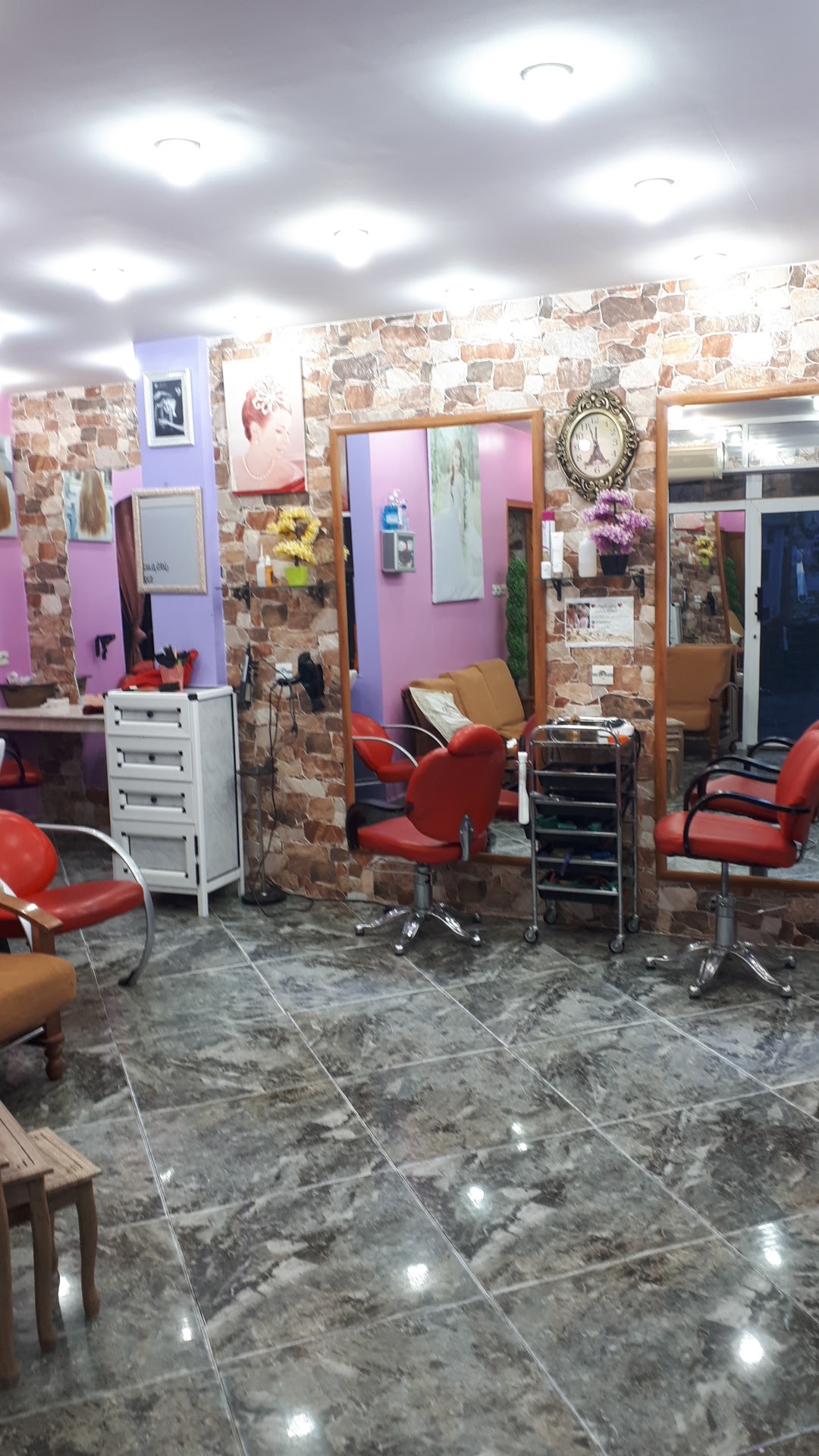 Salon Hajar Cleopatra