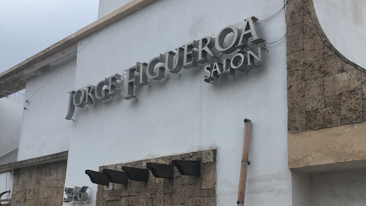 Jorge Figueroa Salon