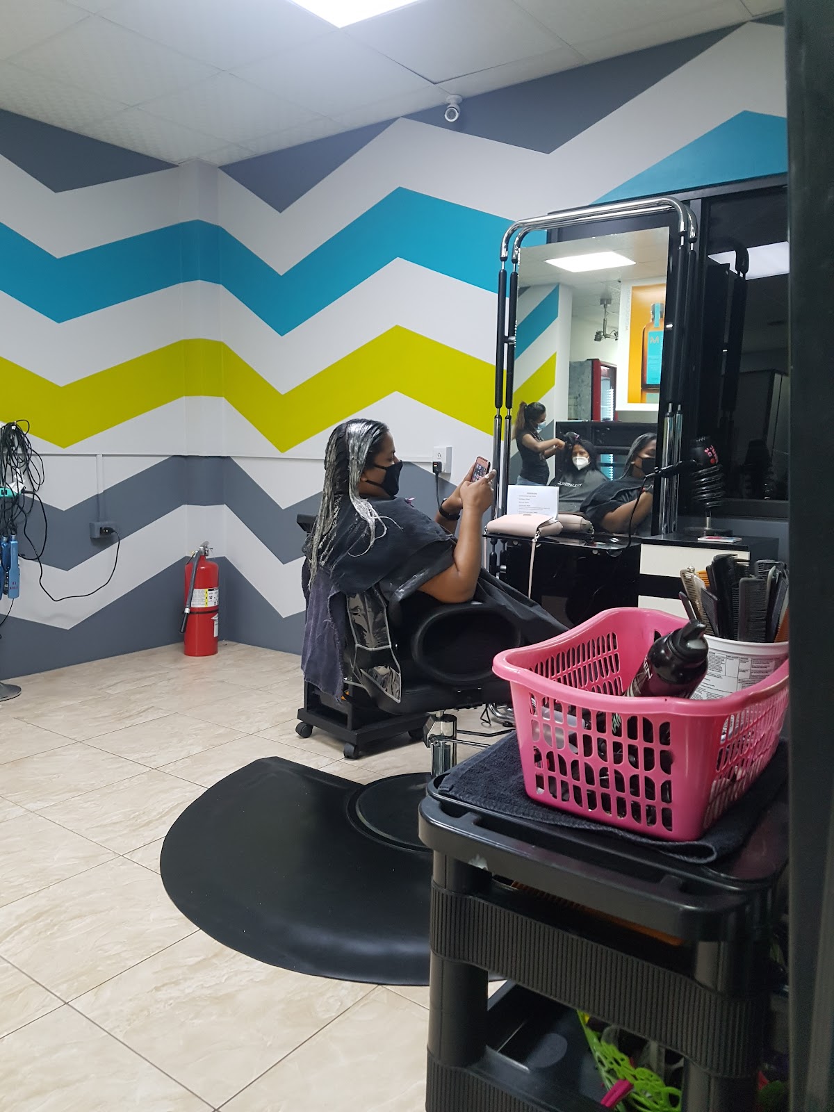 La Vish Beauty Salon