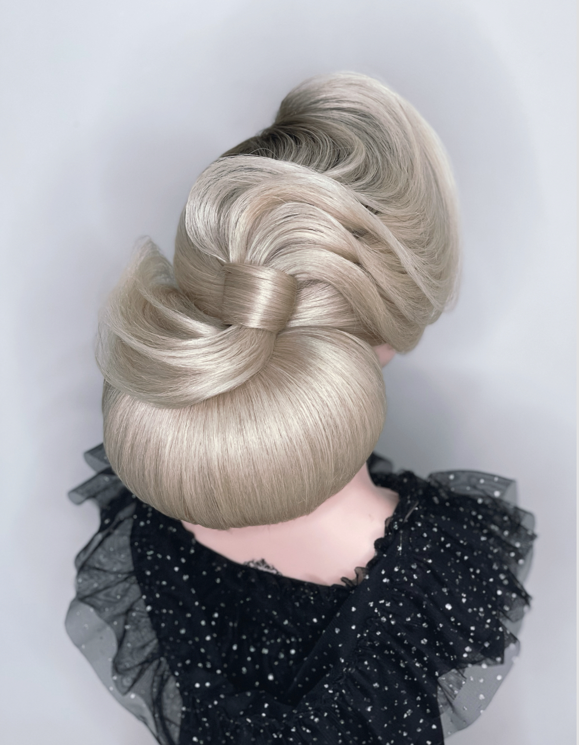 Elena Usyk Styles Salon
