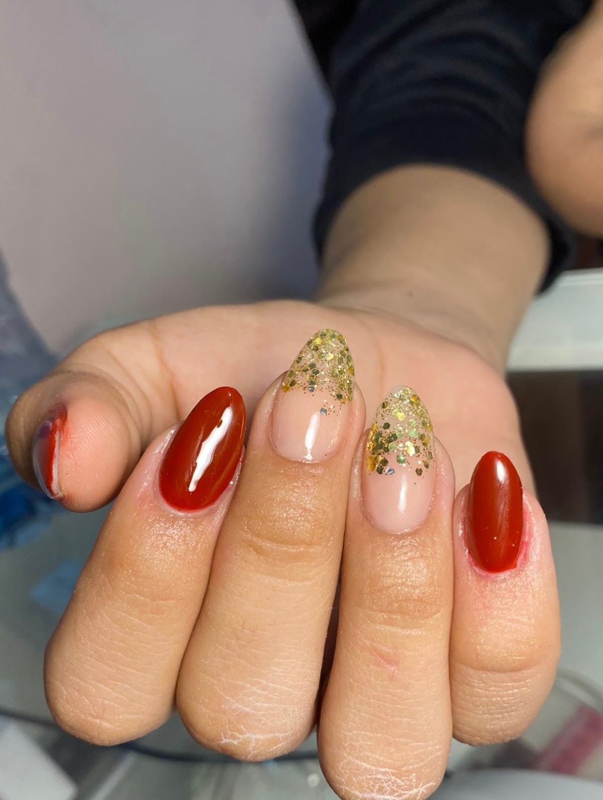 Mia de Leon beauty studio