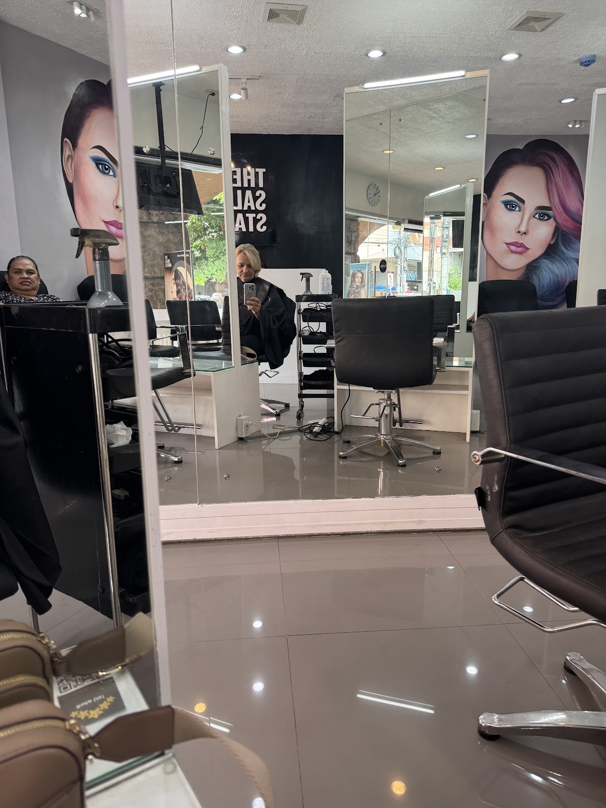 The Salon Station