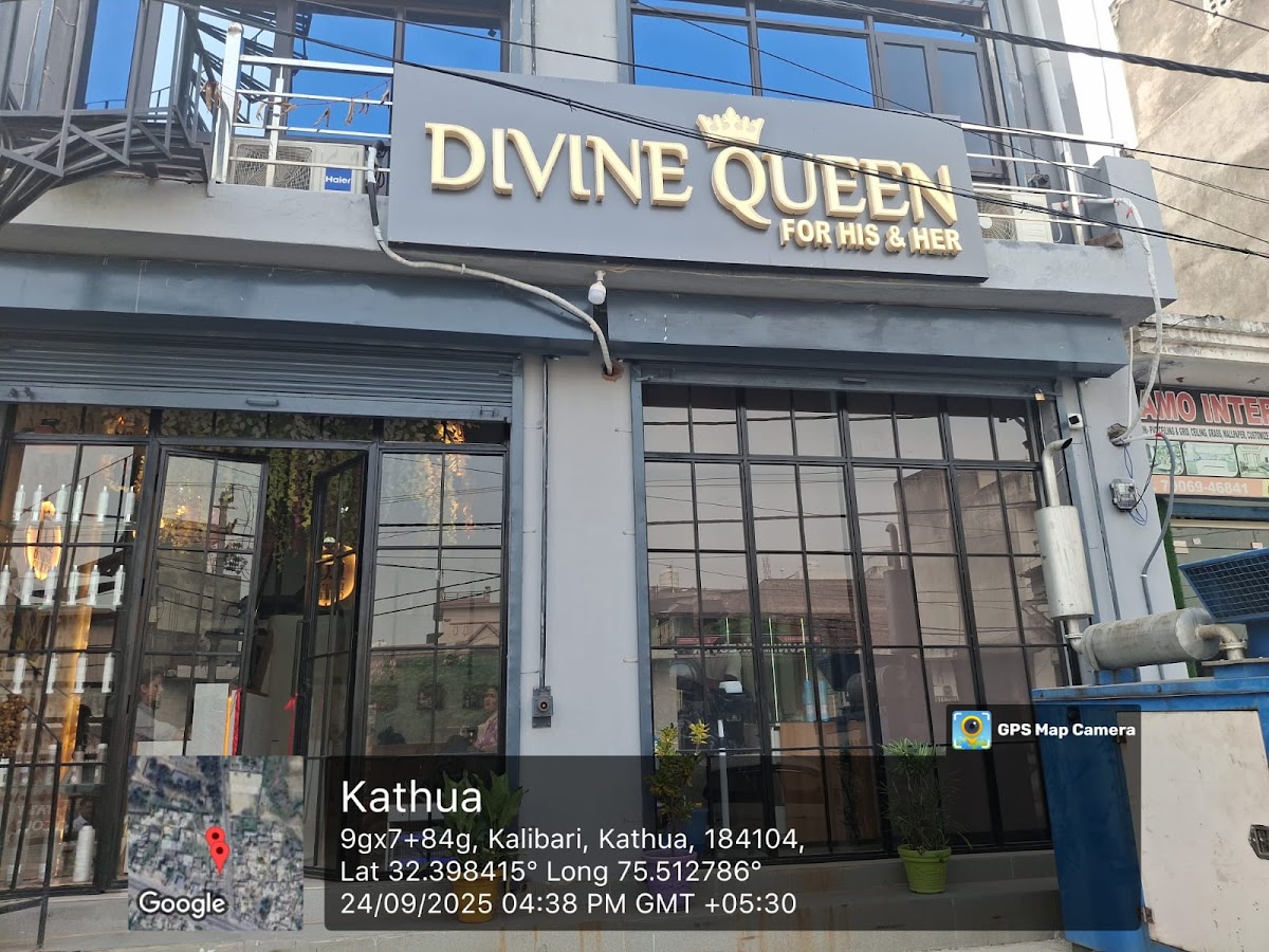 Divine Queen Unisex Salon