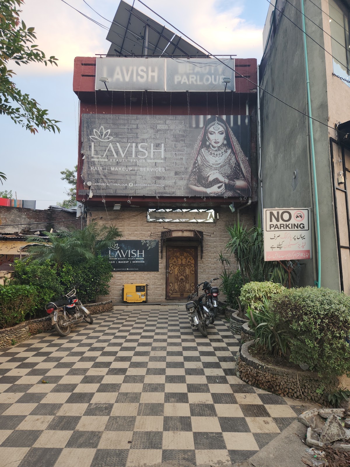 Lavish Beauty Salon