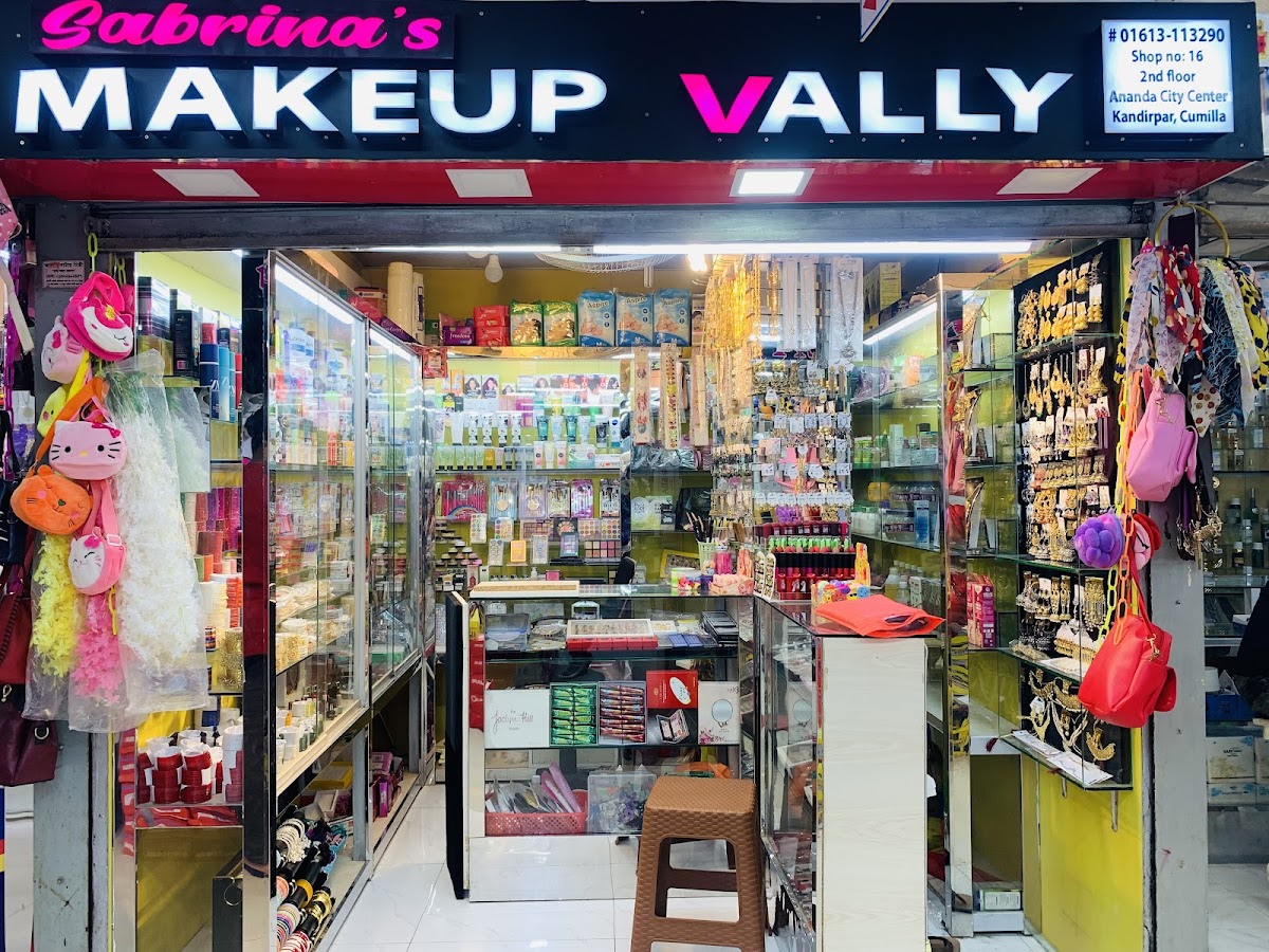 Sabrinas Makeup Valley