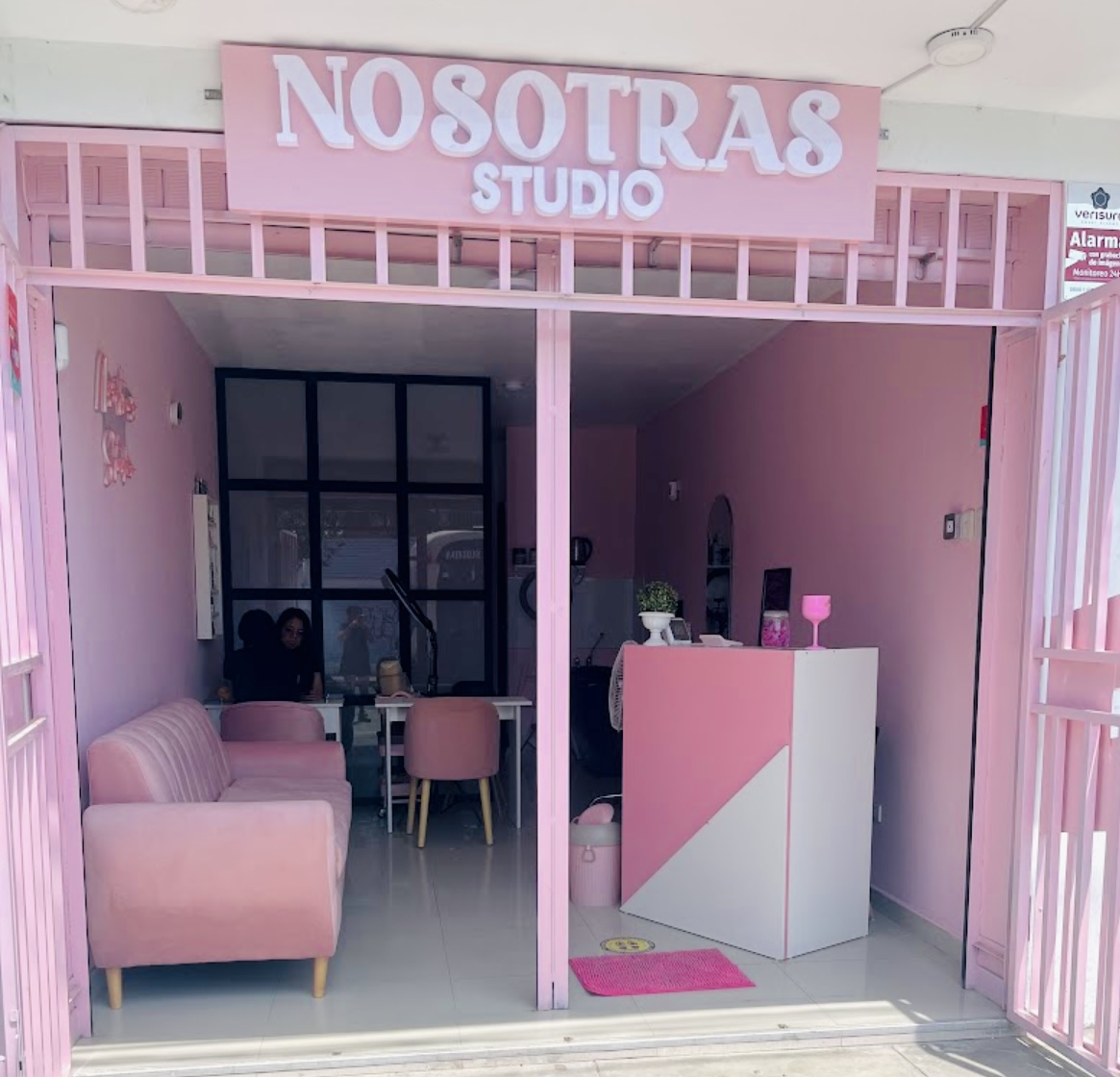 Nosotras Studio