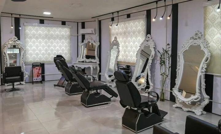 Salon Zibaei Rozhan No