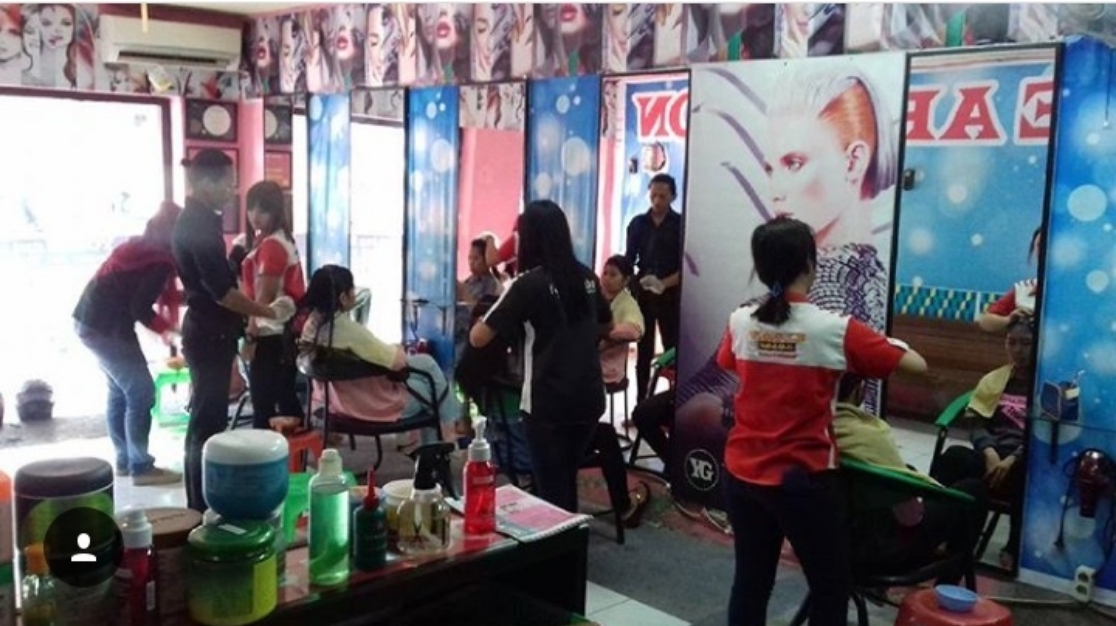 Yogie Art Salon