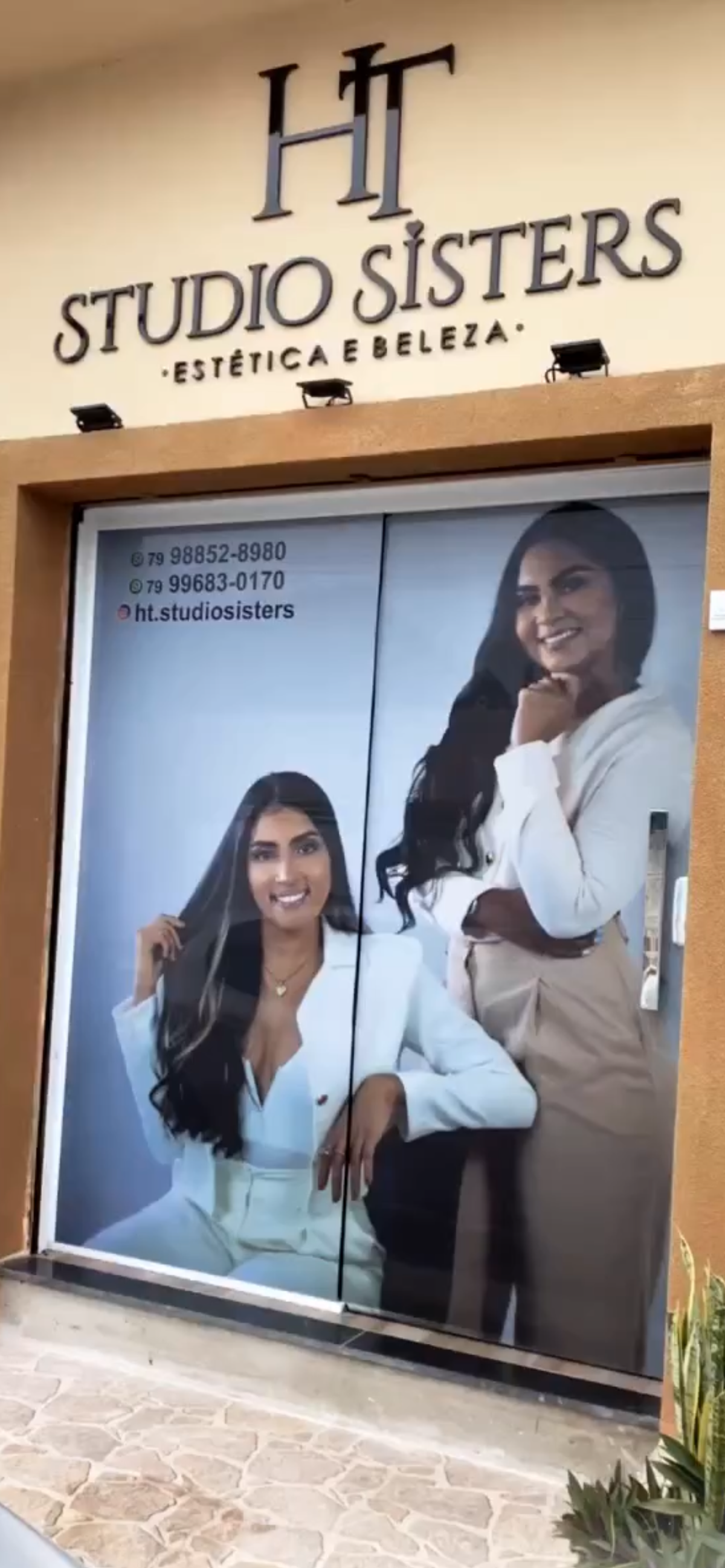 HT Studio Sisters