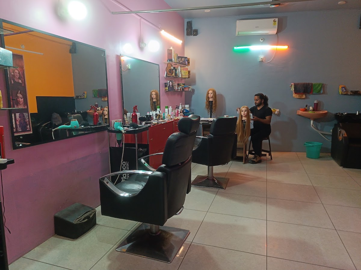 ALAM BEAUTY SALON & MAKEOVER