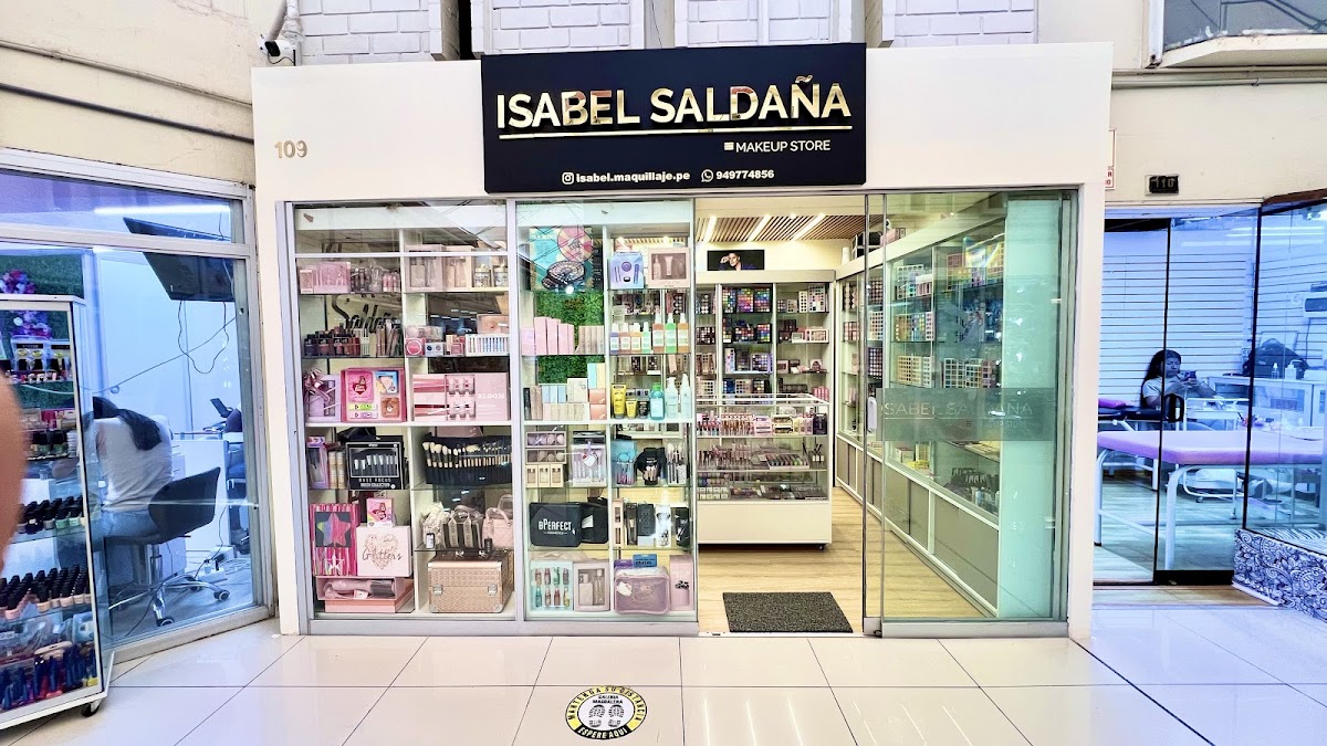 Isabel Saldaña Makeup Store
