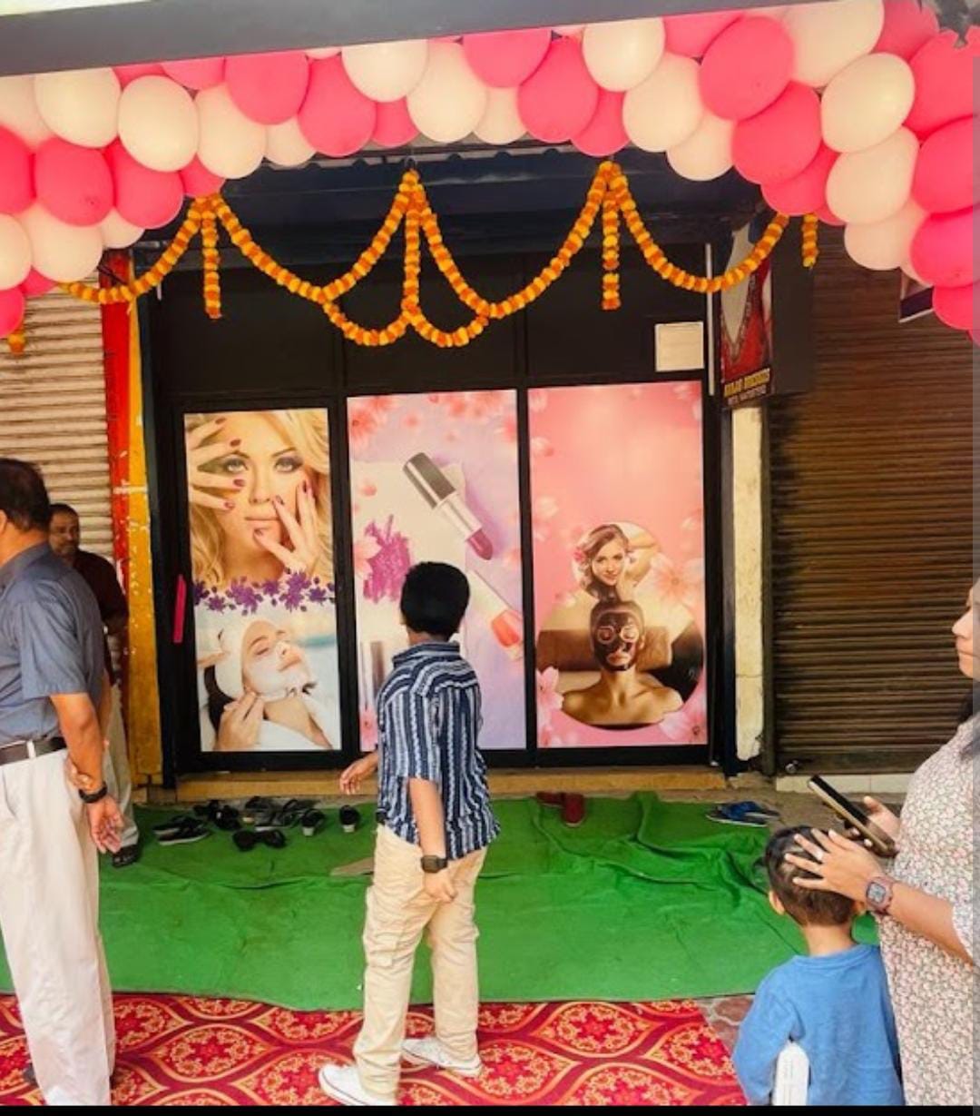 Glamourize Beautyparlour & makeup studio