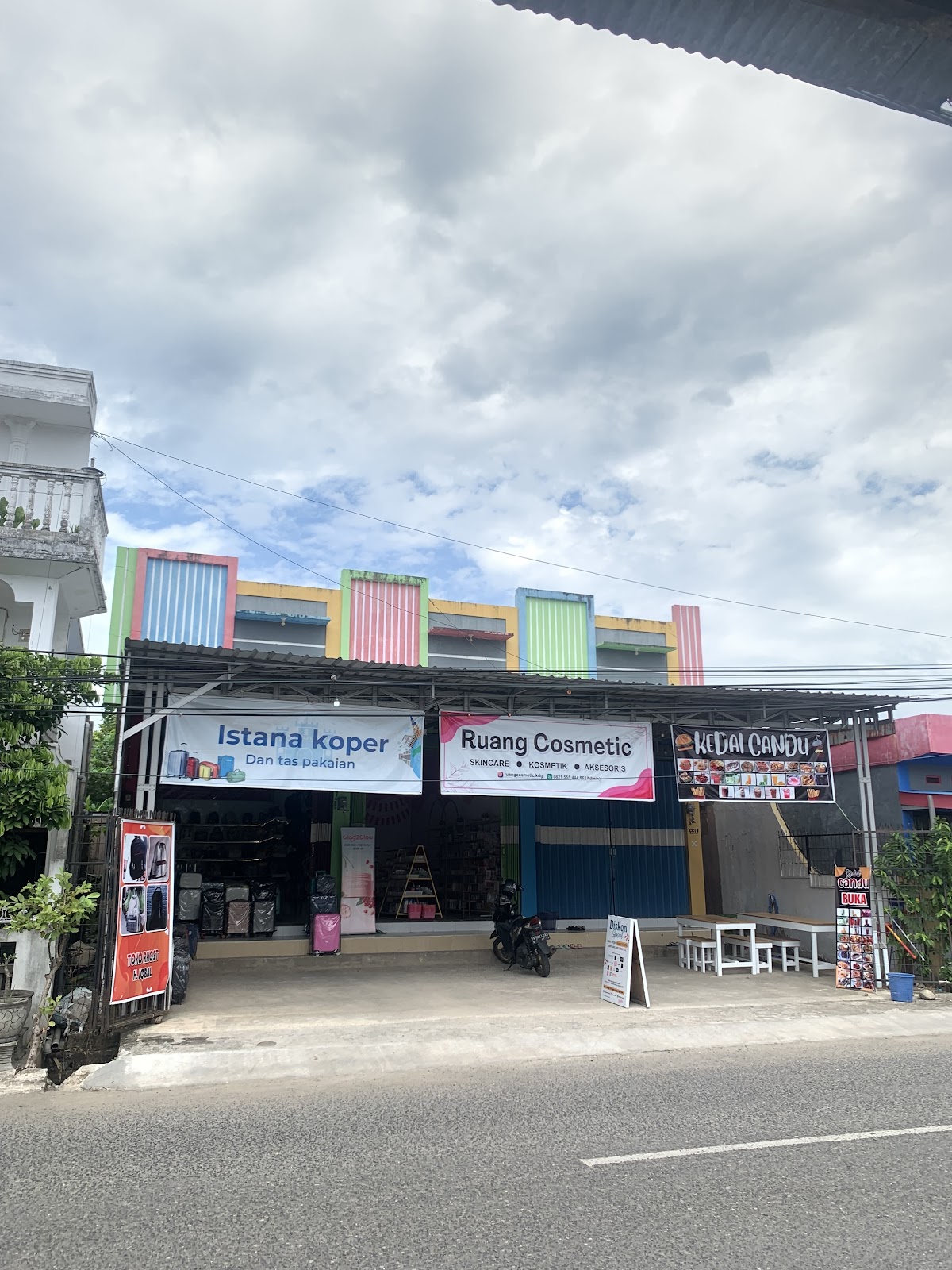 Toko Ruang Kosmetik Khanza