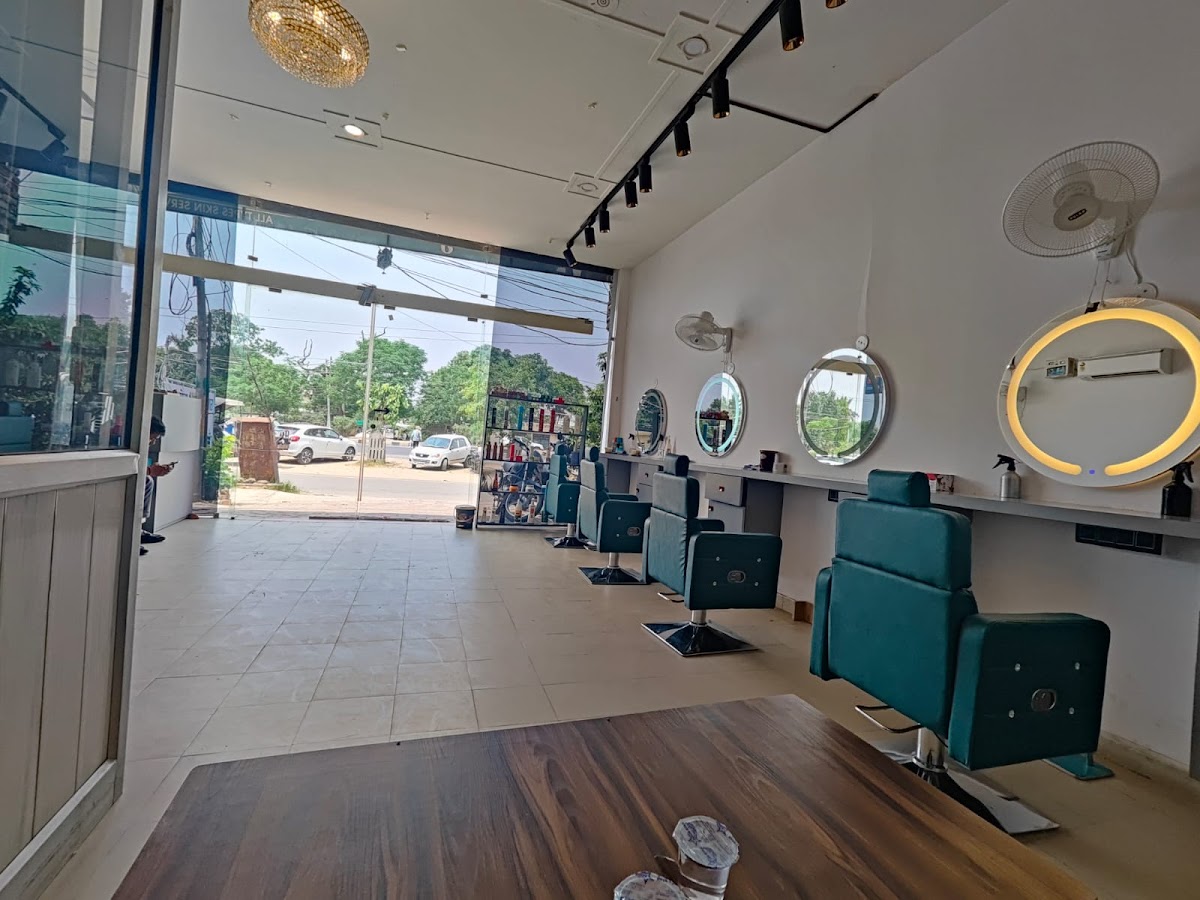 Nikunj Sharma Salon & Academy
