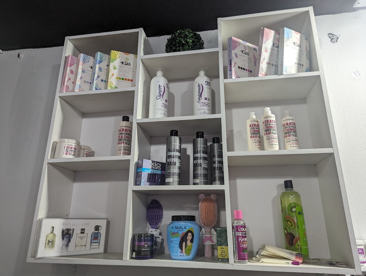 Anlisha Beauty Salon