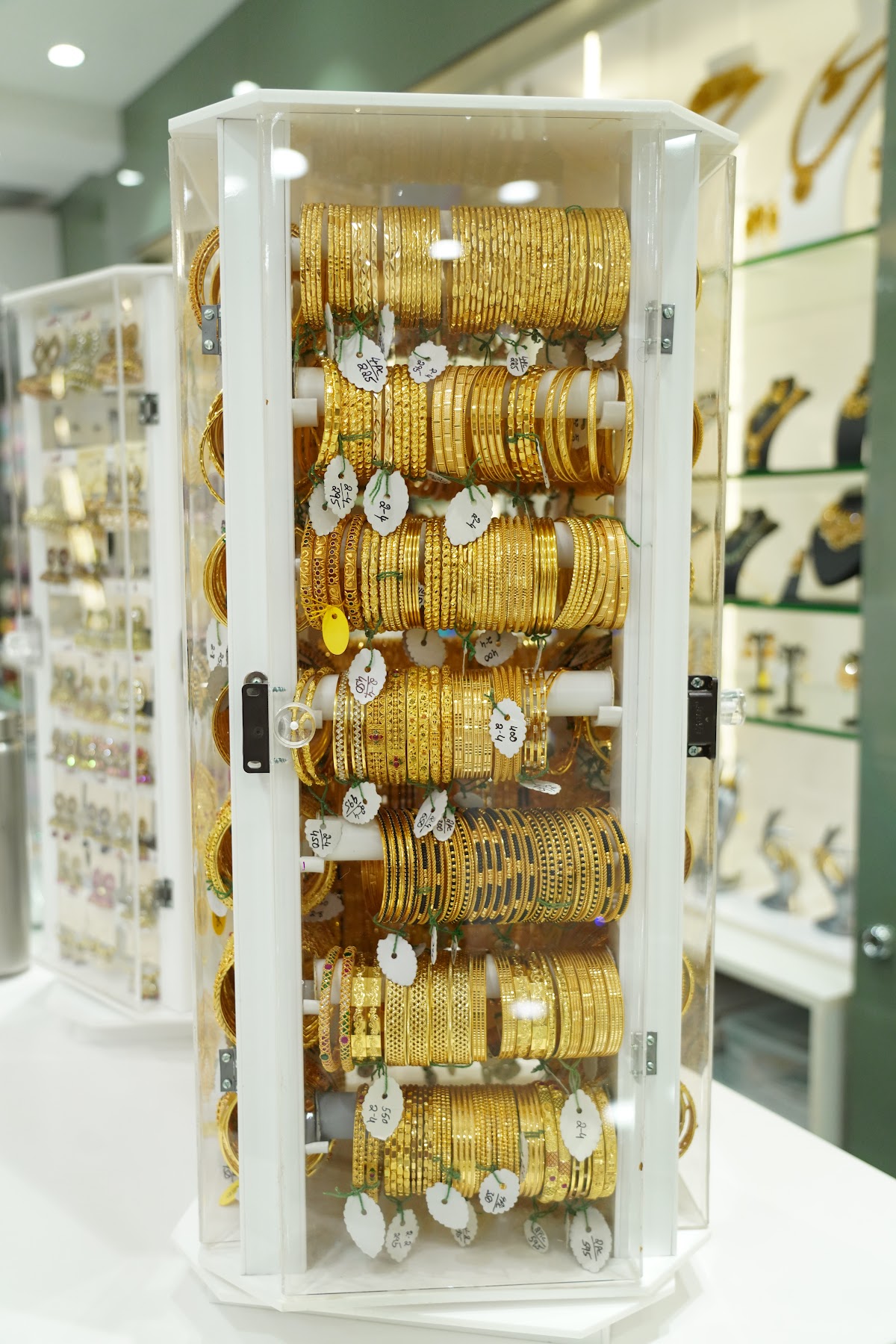 Sudhas Beauty Hub