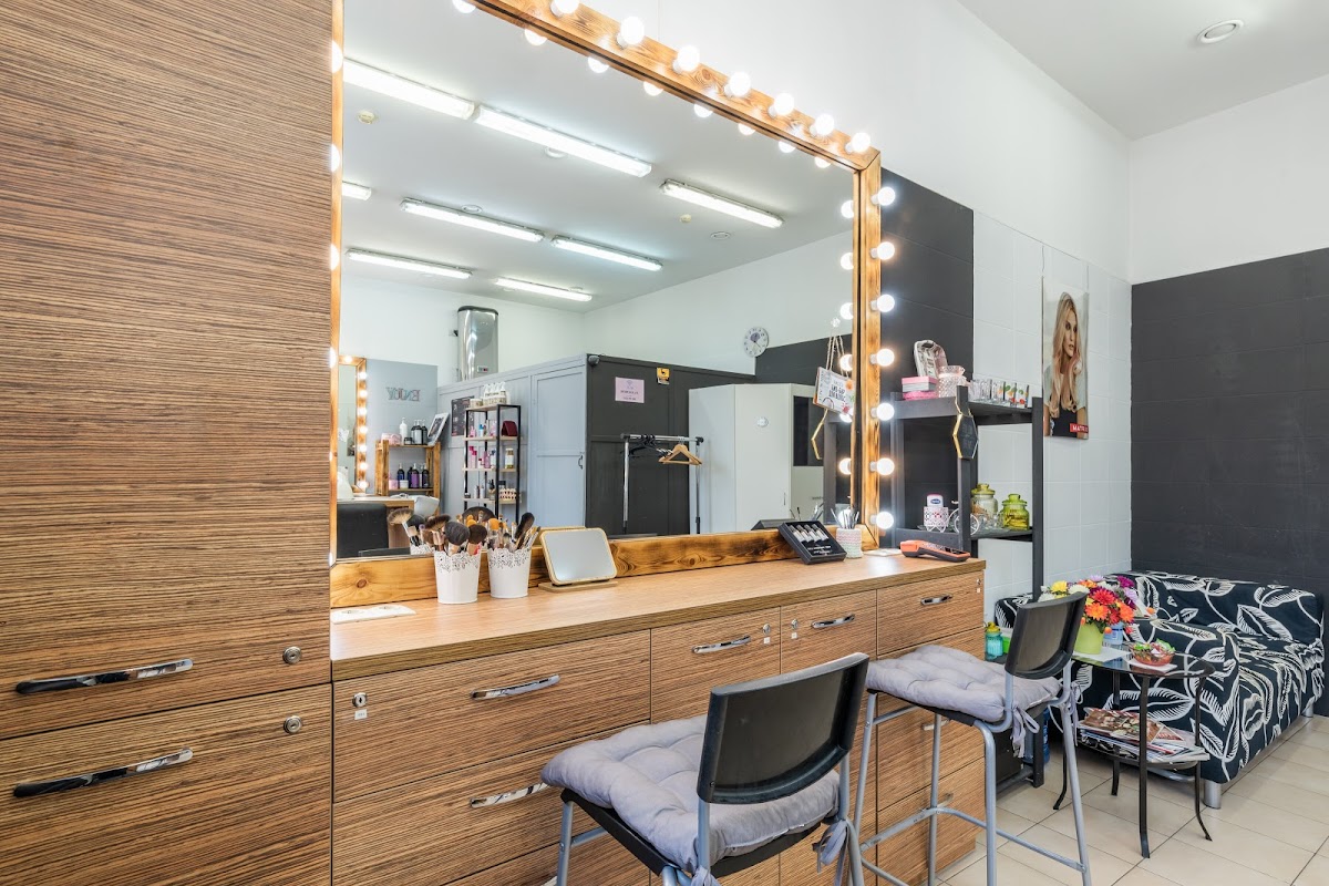 Salon krasoty Za_Kadrom