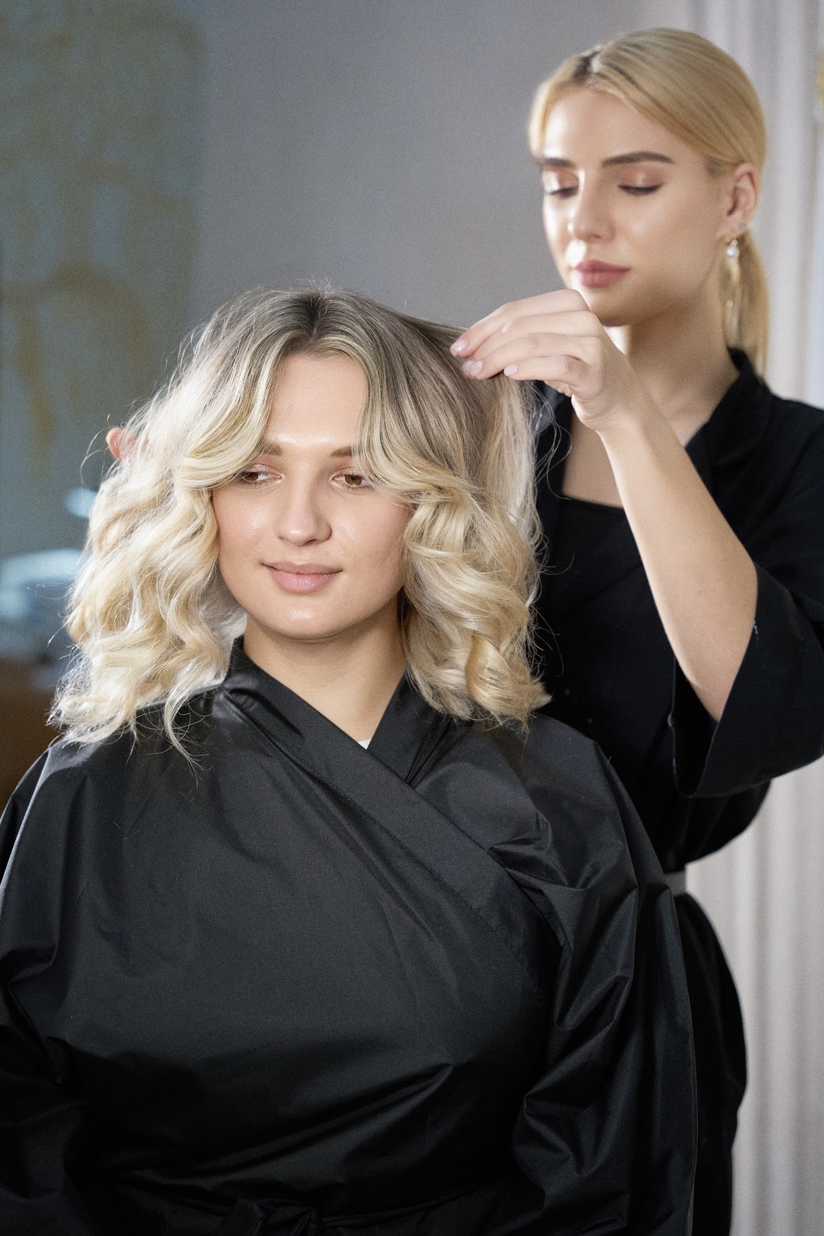 Inside Jumeirah Beauty Salon