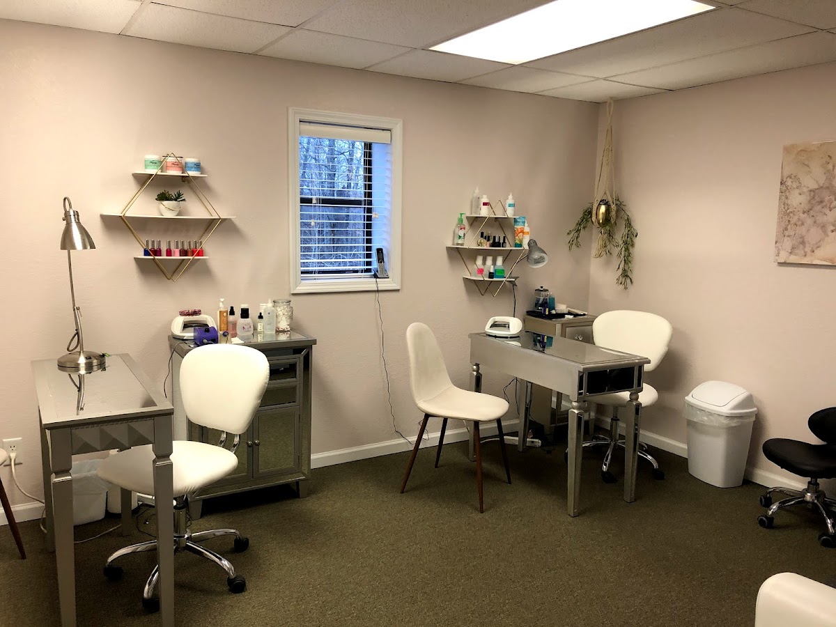 Monarch Salon