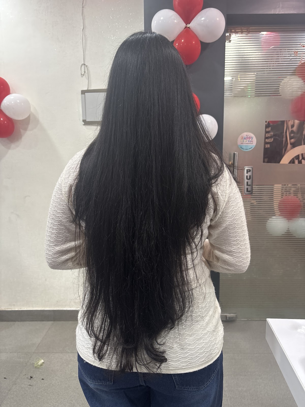 Aveva Salon