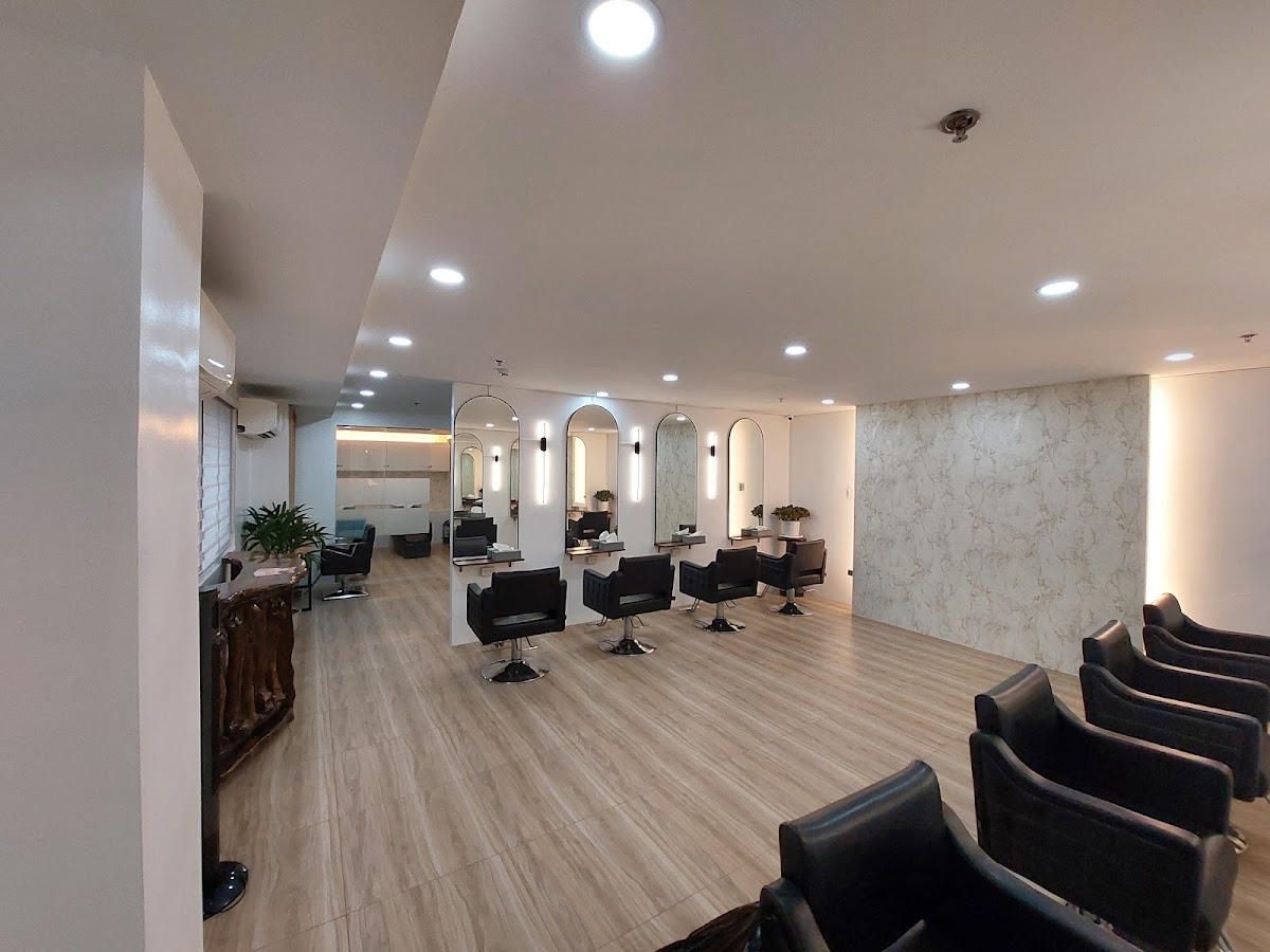 B&B Hair Studio - Beauty & Bloom