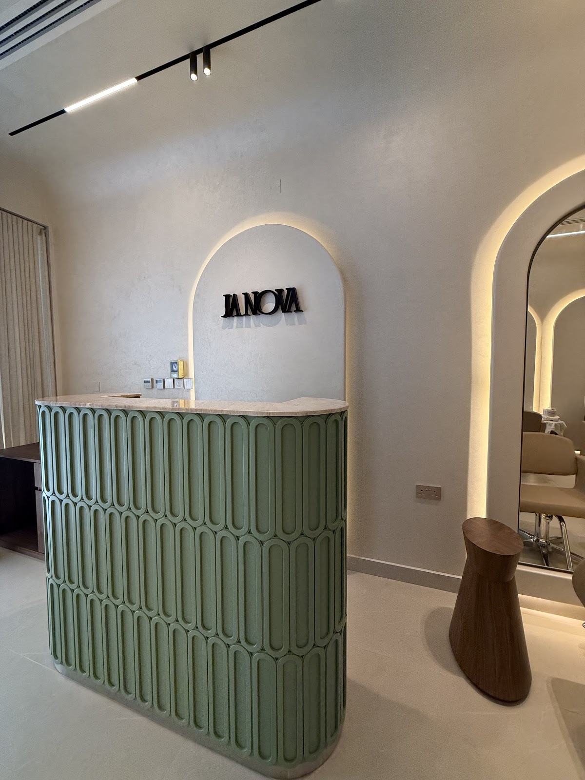 Janova Women's Salon