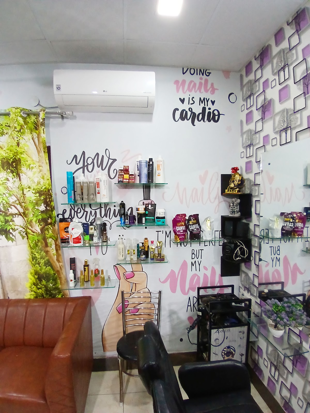 Golden Arts Salon Academy