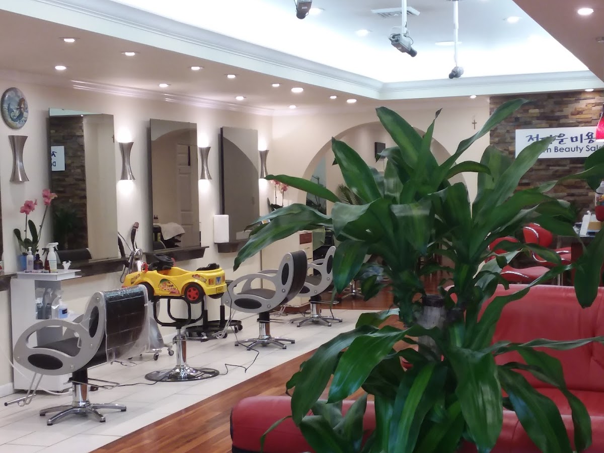 Joung Dawn Beauty Salon