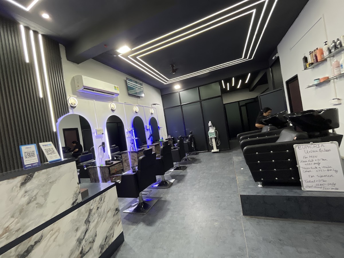Euphoria Unisex Salon