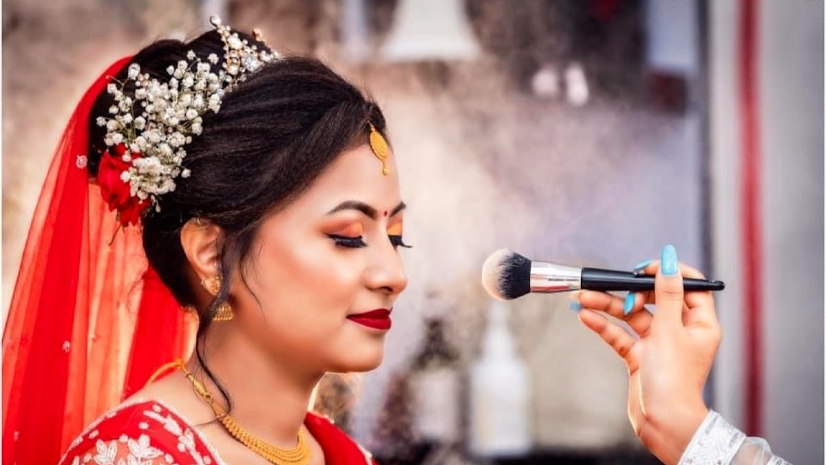 Sijans Beauty Parlour and Makeup Studio