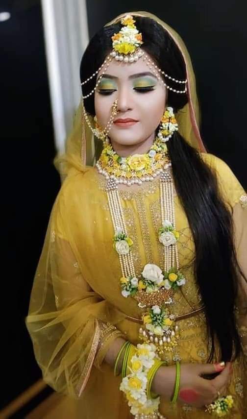 Anu Beauty Parlor