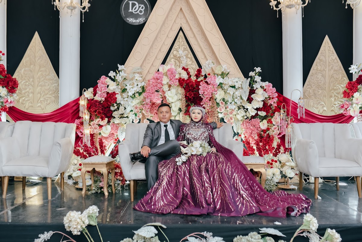 EKA SALON & RIAS PENGANTIN