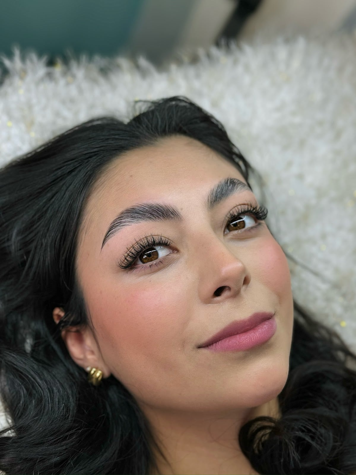 Carolina Herrera Studio Pestanas Cejas Unas