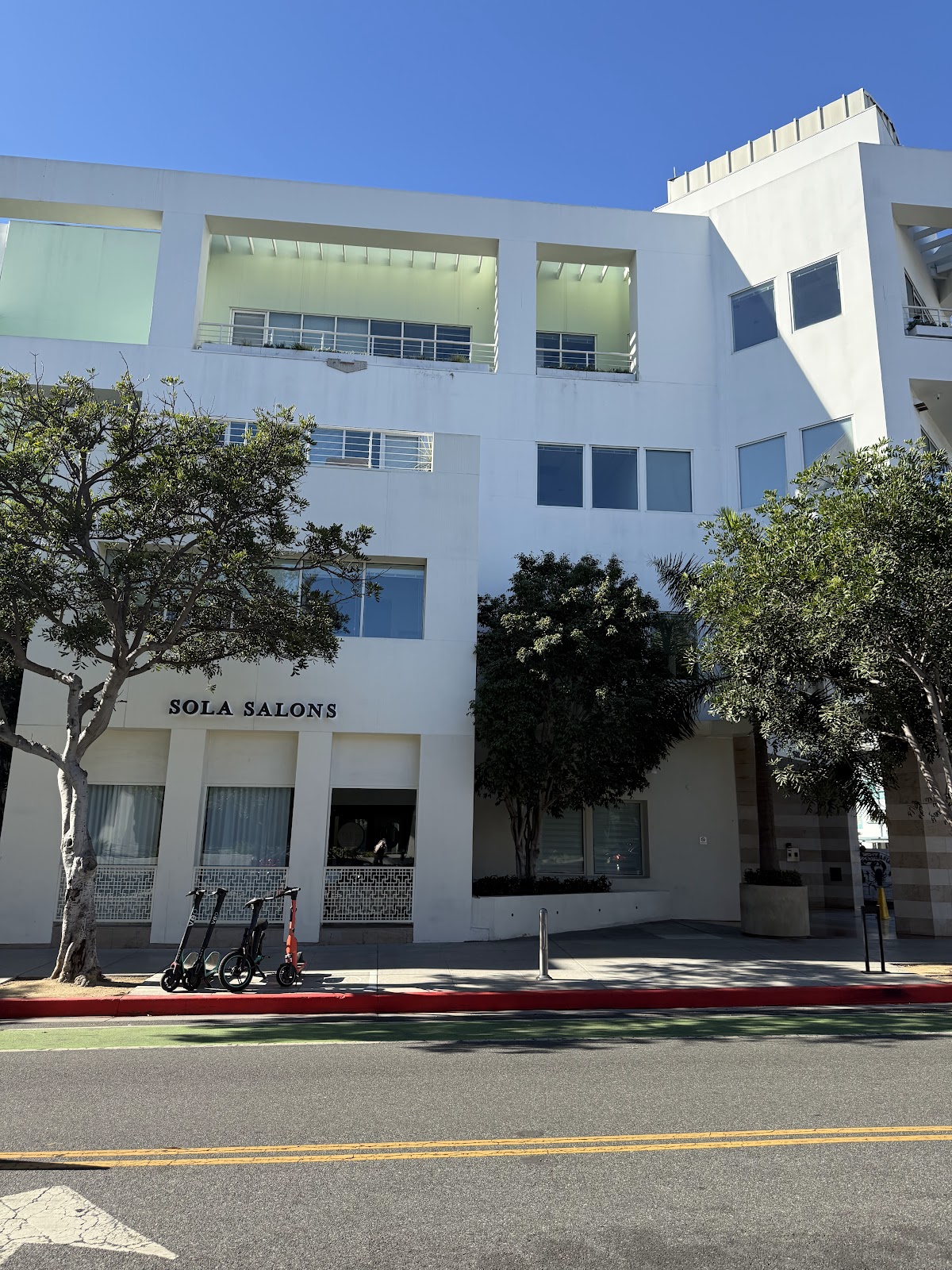 Sola Salon Studios Santa Monica