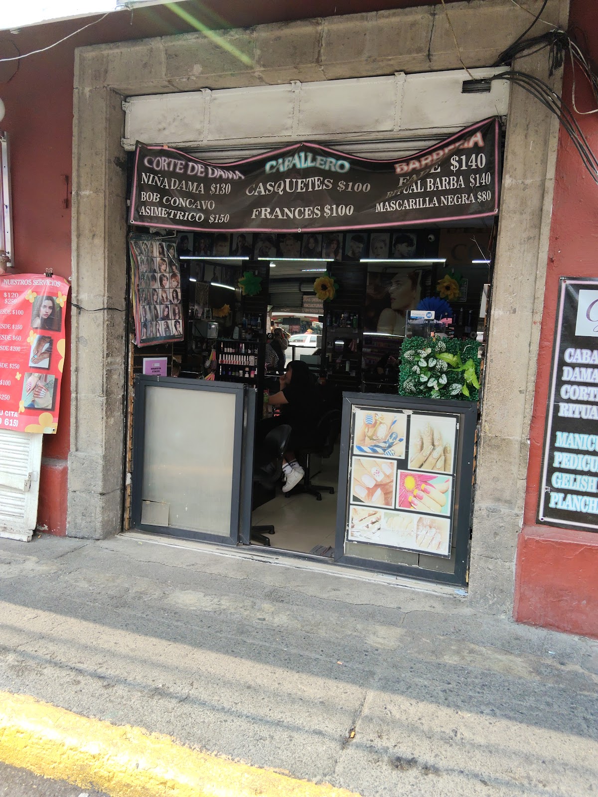 Chely & Juve Estetica y Peluqueria