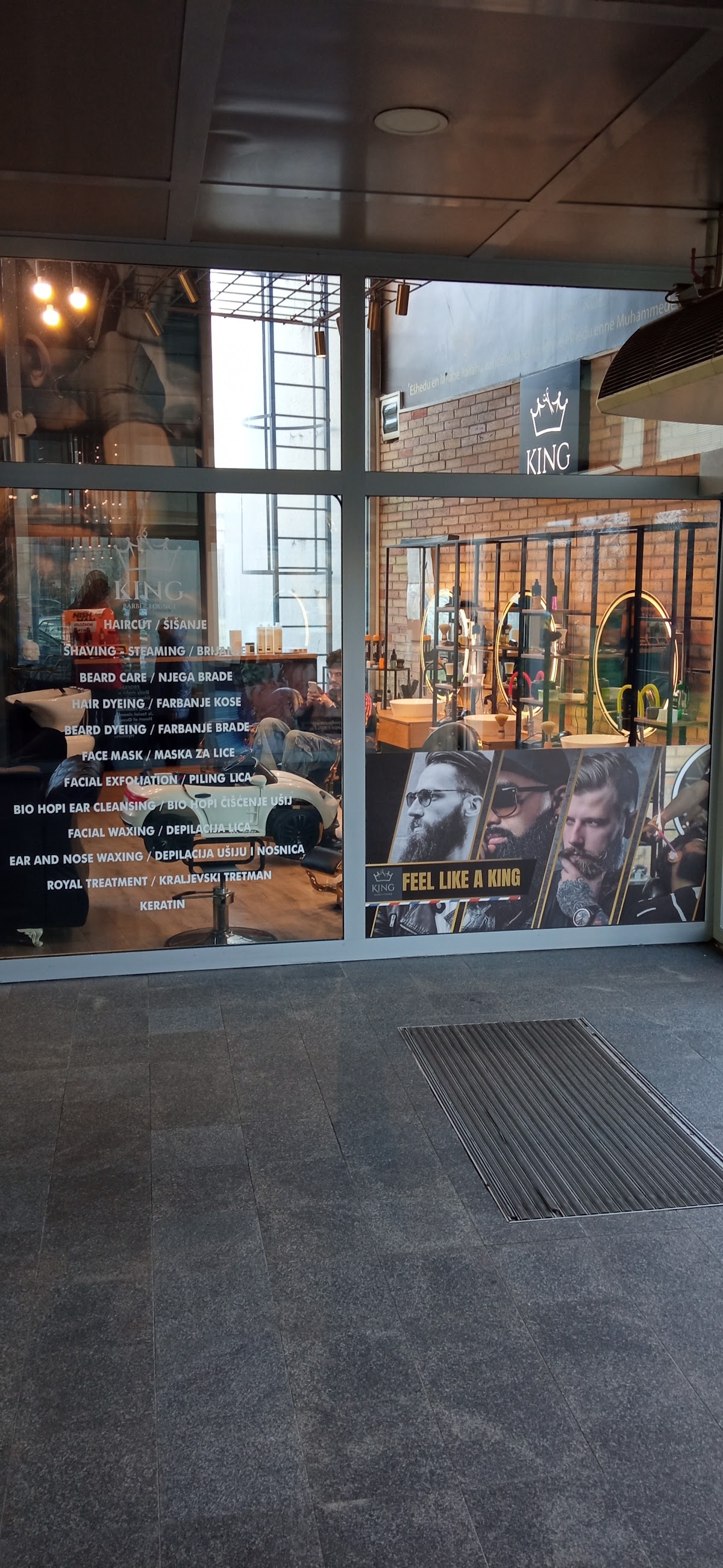 King Barber Lounge