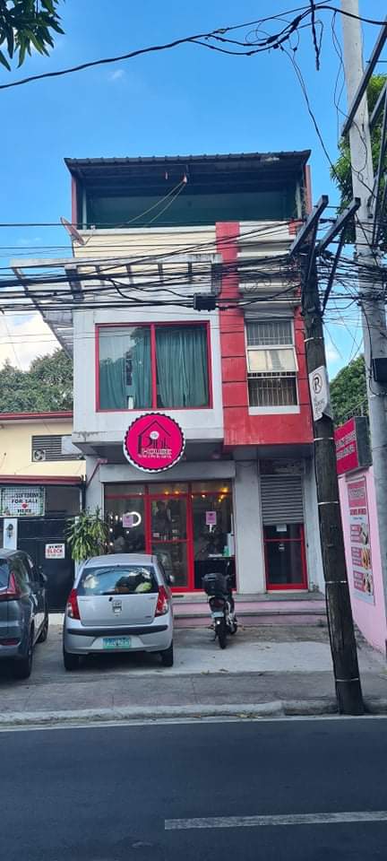 The Pink House Salon And Spa